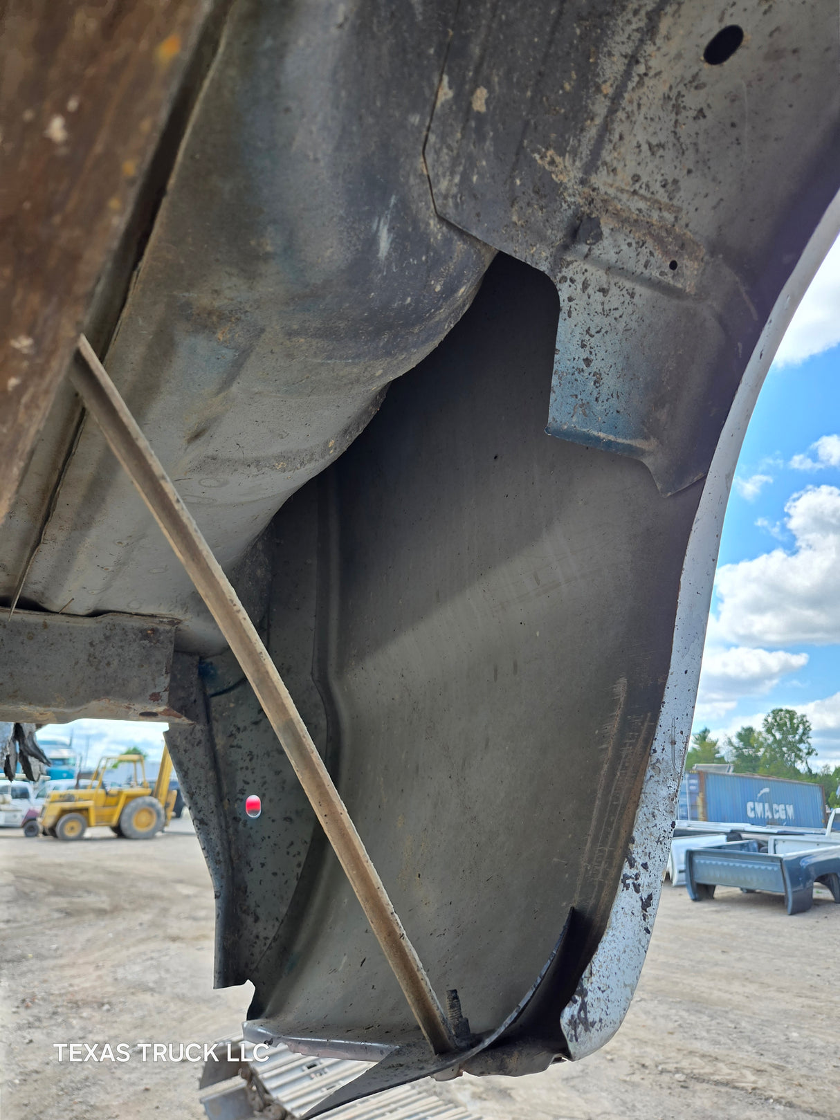 1999-2010 Ford Super Duty F250 F350 6' 9" Short Truck Bed - Silver