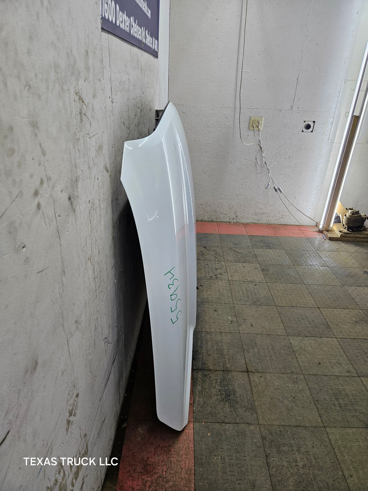 2009-2018 Dodge Ram 1500 4th Gen Hood - White