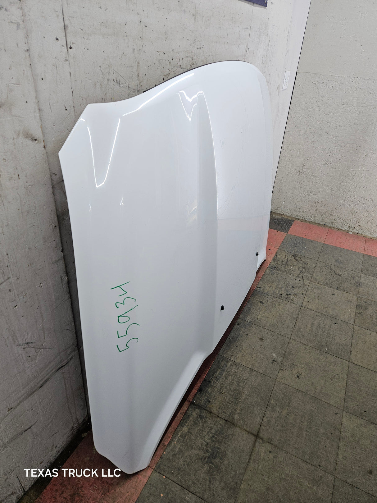 2009-2018 Dodge Ram 1500 4th Gen Hood - White