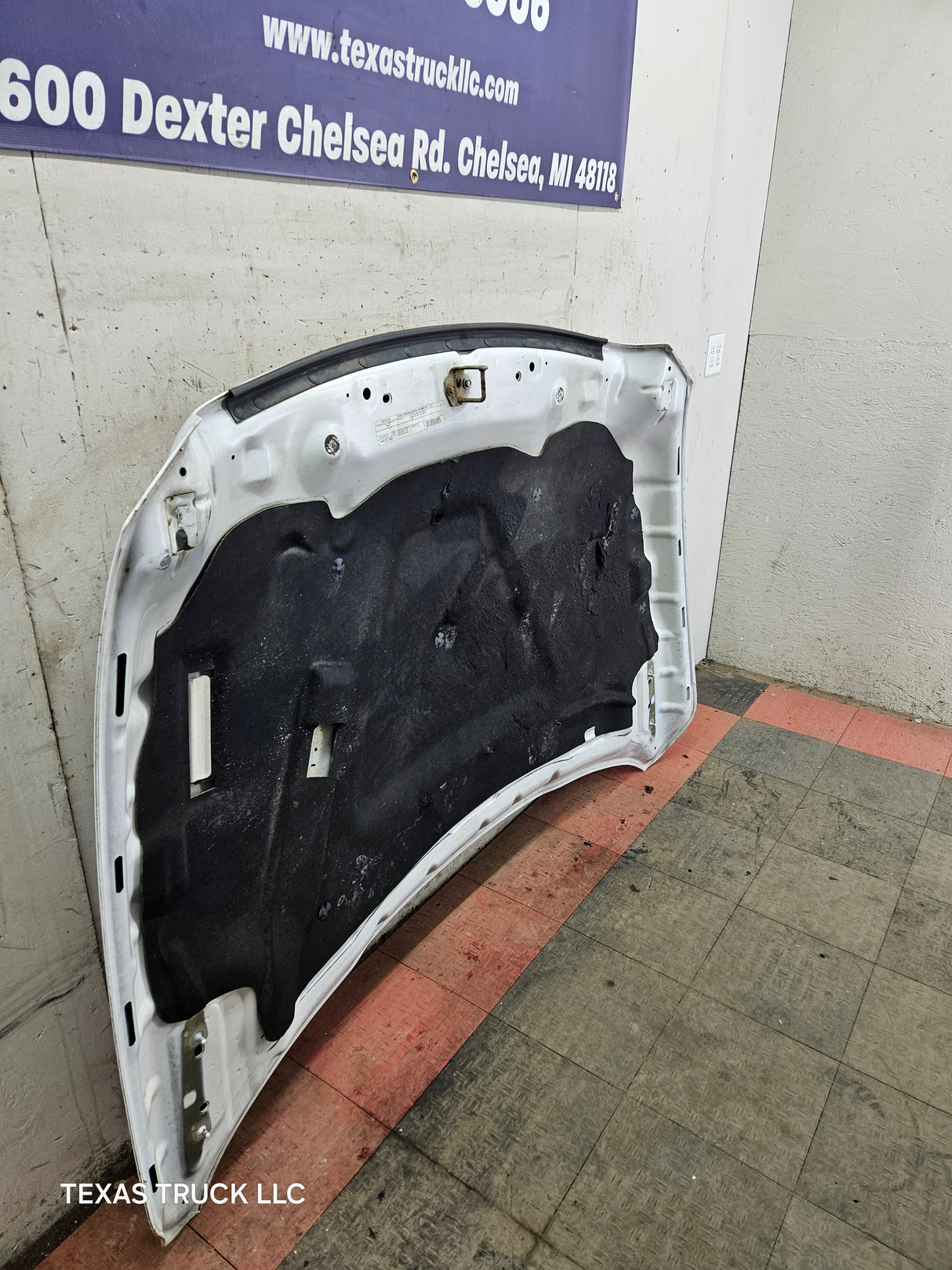 2009-2018 Dodge Ram 1500 4th Gen Hood - White