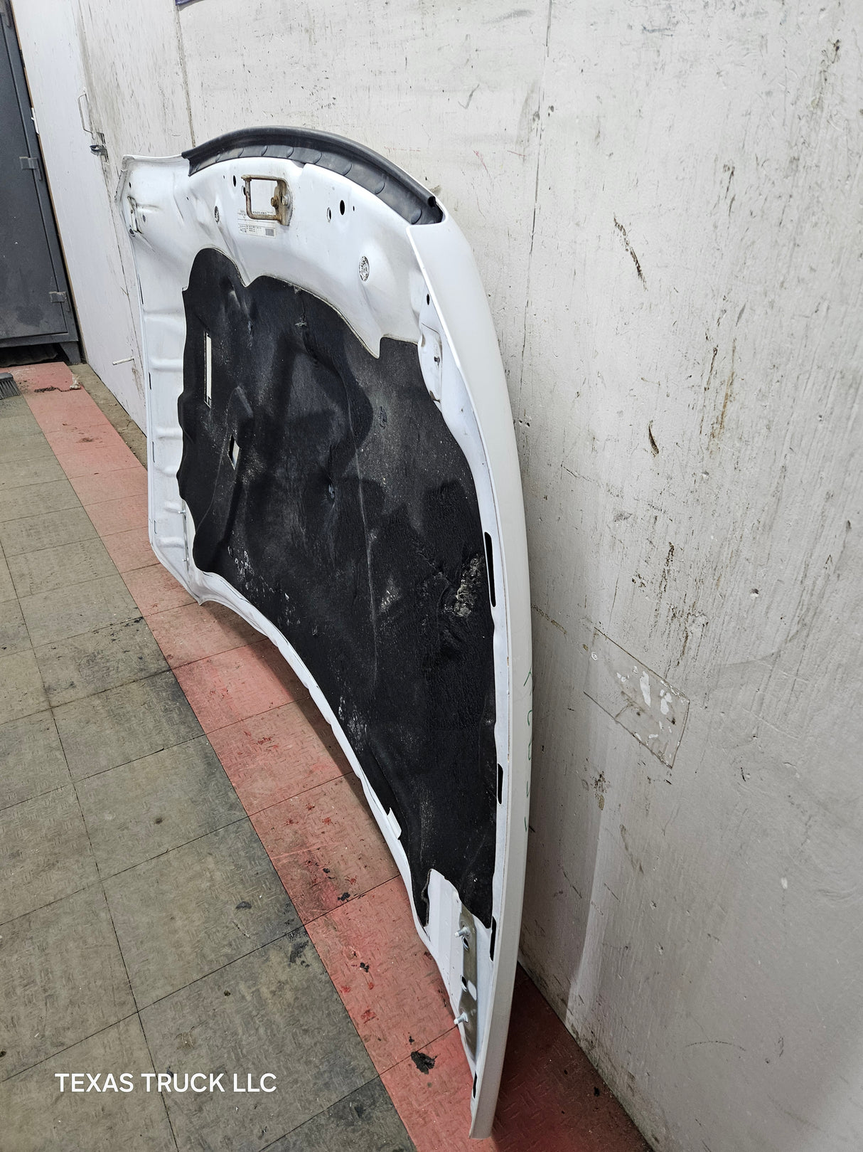 2009-2018 Dodge Ram 1500 4th Gen Hood - White