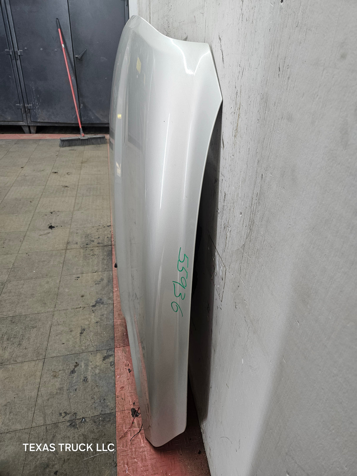 2009-2018 Dodge Ram 1500 4th Gen Hood - Light Graystone Pearl Coat