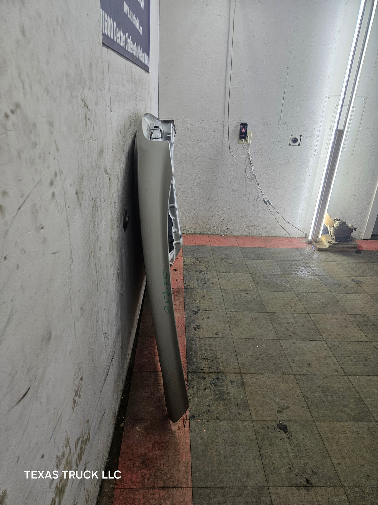 2009-2018 Dodge Ram 1500 4th Gen Hood - Light Graystone Pearl Coat