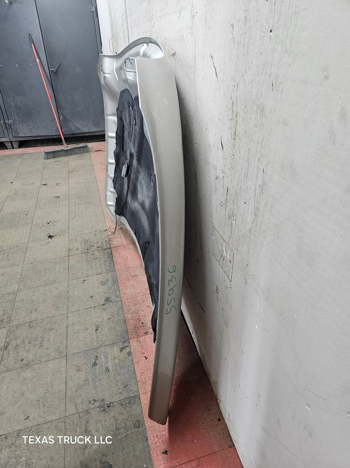 2009-2018 Dodge Ram 1500 4th Gen Hood - Light Graystone Pearl Coat