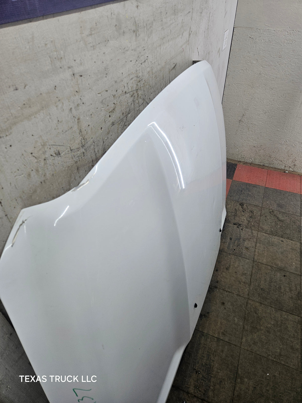 2009-2018 Dodge Ram 1500 4th Gen Hood - White