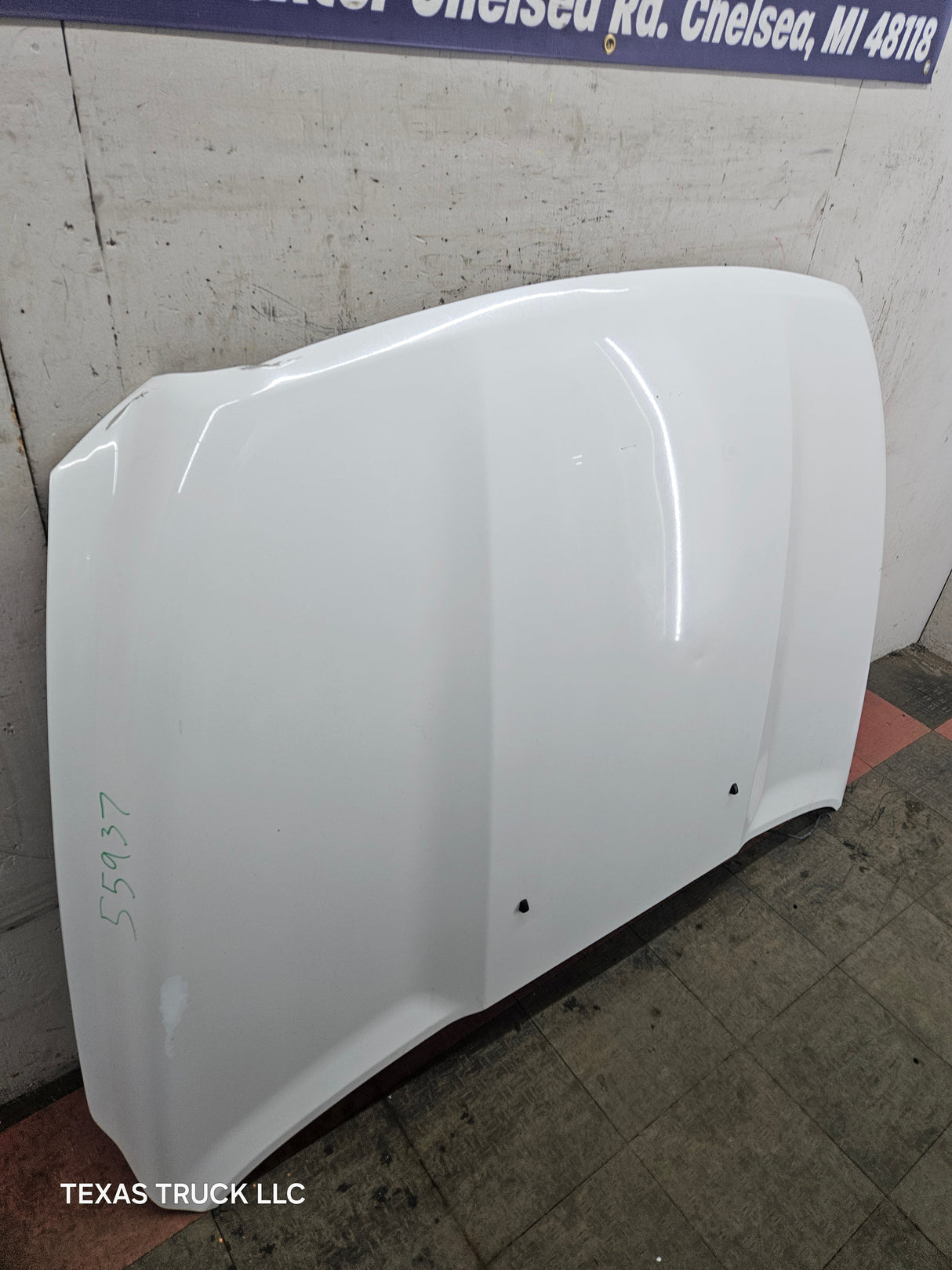 2009-2018 Dodge Ram 1500 4th Gen Hood - White