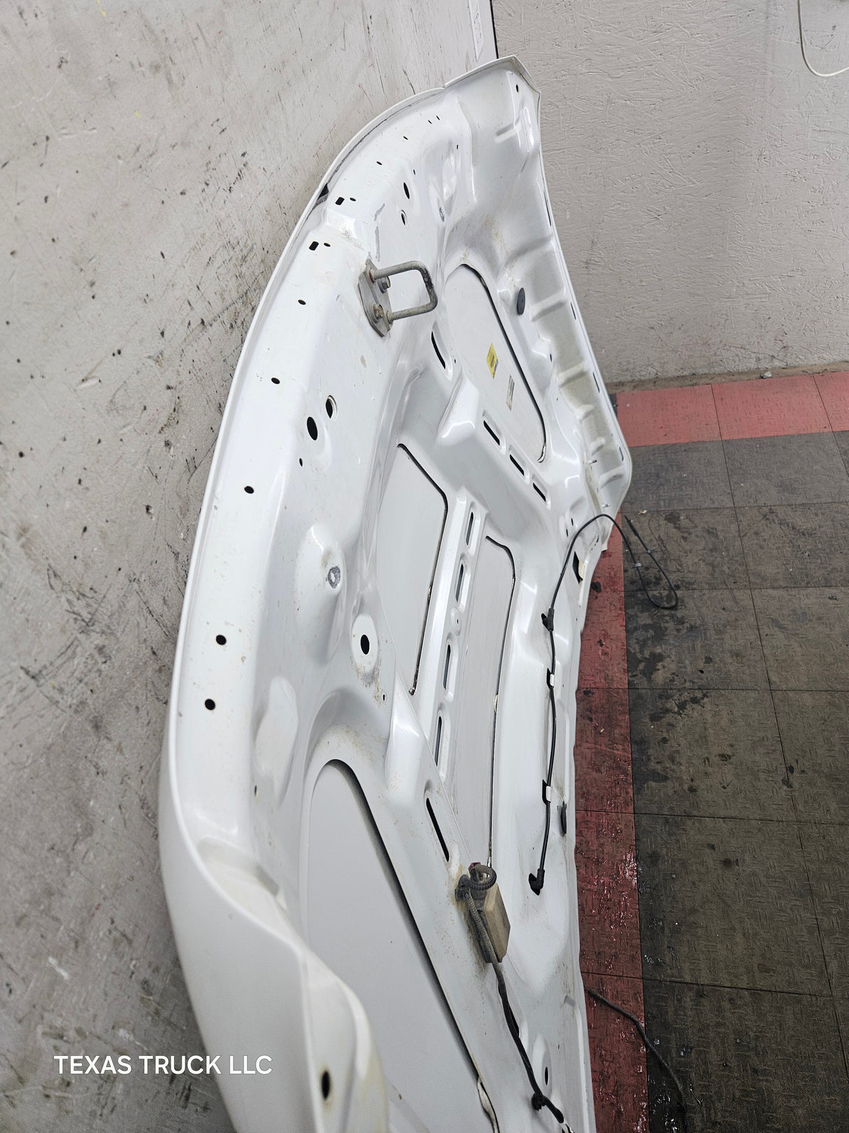 2009-2018 Dodge Ram 1500 4th Gen Hood - White