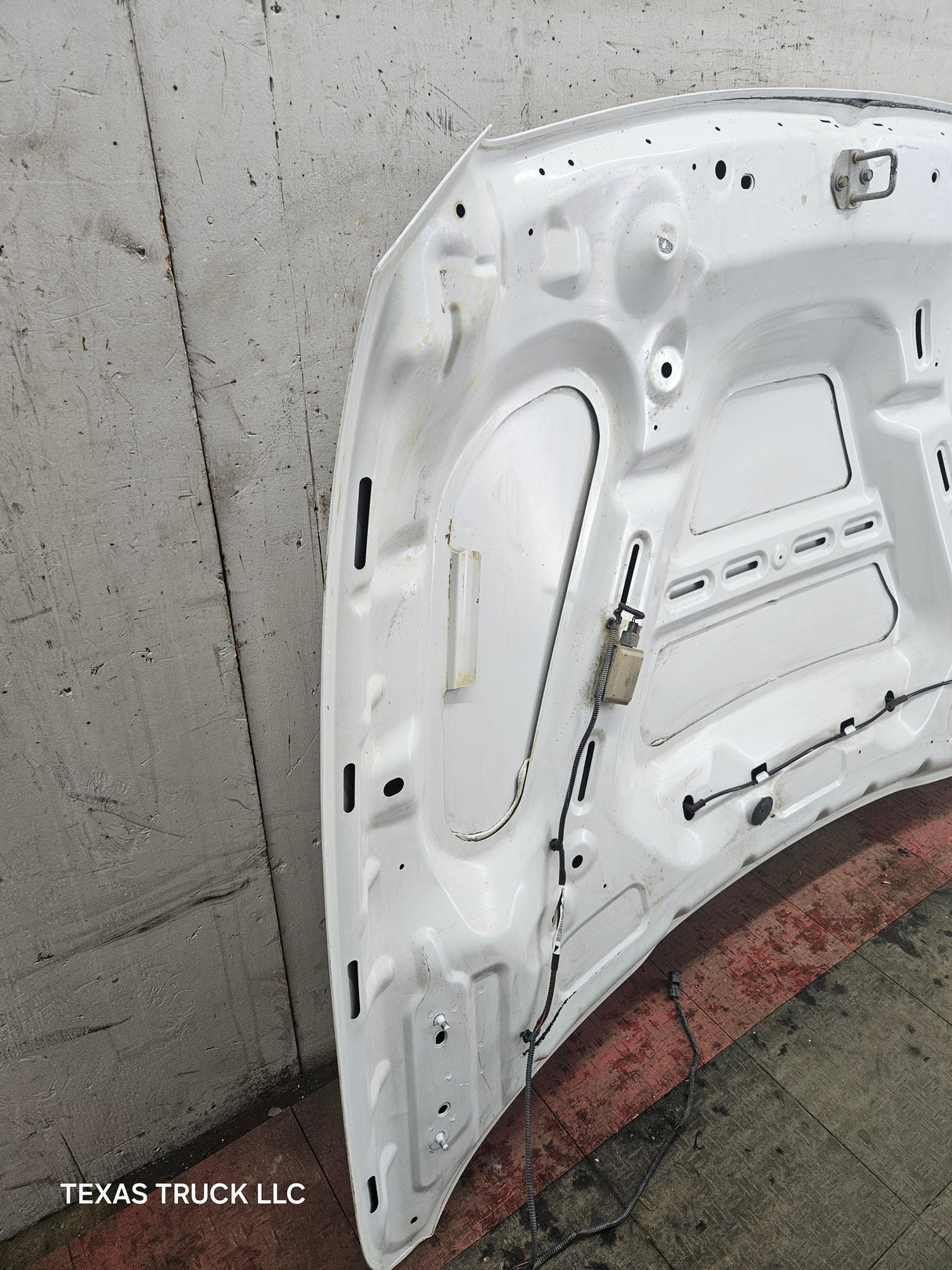 2009-2018 Dodge Ram 1500 4th Gen Hood - White