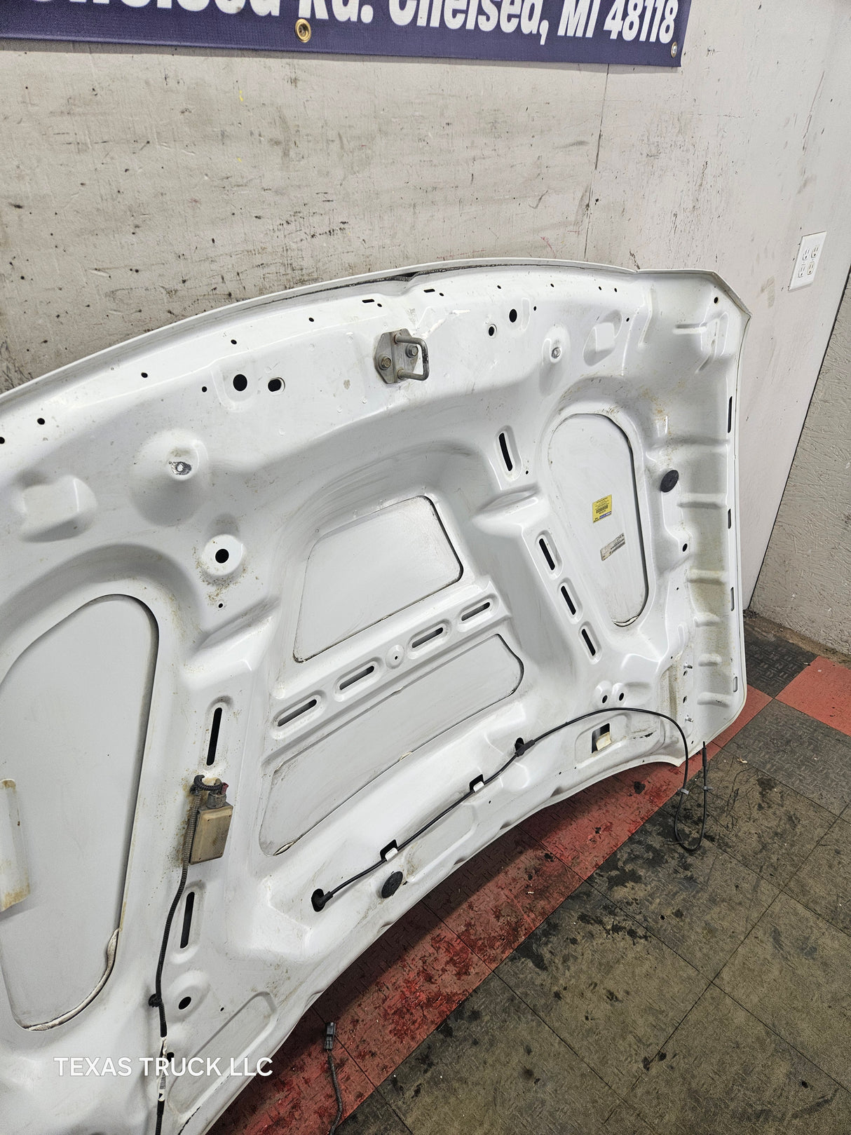 2009-2018 Dodge Ram 1500 4th Gen Hood - White