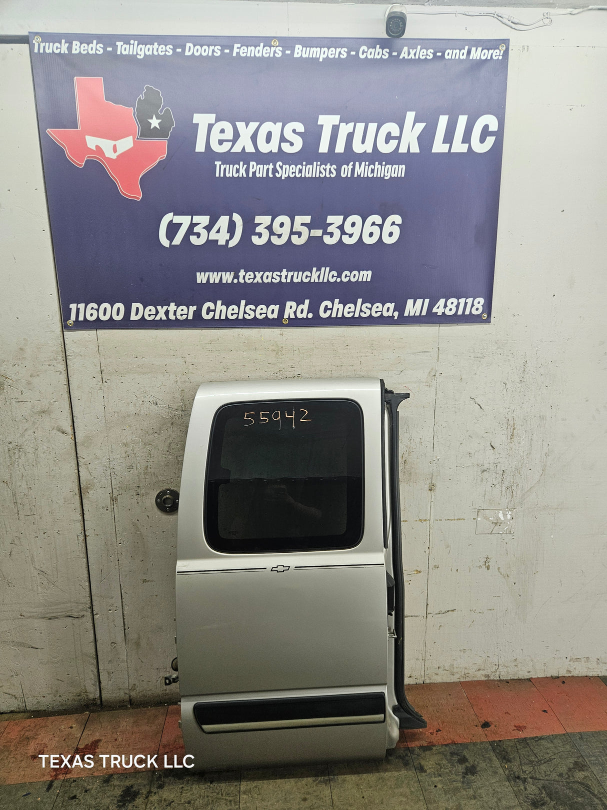 1999-2006 Chevrolet Silverado / GMC Sierra 1500 2500 3500 HD Rear Passenger side Extended Cab rear door - Pewter/Tan