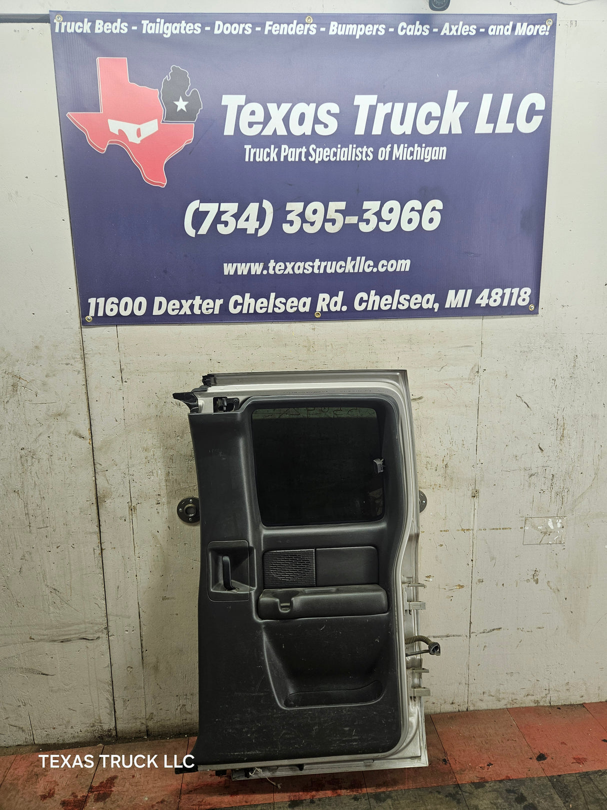 1999-2006 Chevrolet Silverado / GMC Sierra 1500 2500 3500 HD Rear Passenger side Extended Cab rear door - Pewter/Tan