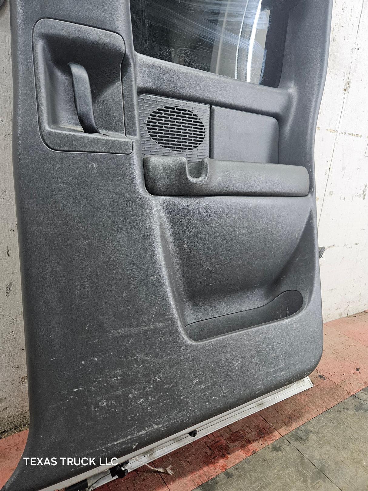 1999-2006 Chevrolet Silverado / GMC Sierra 1500 2500 3500 HD Rear Passenger side Extended Cab rear door - Pewter/Tan