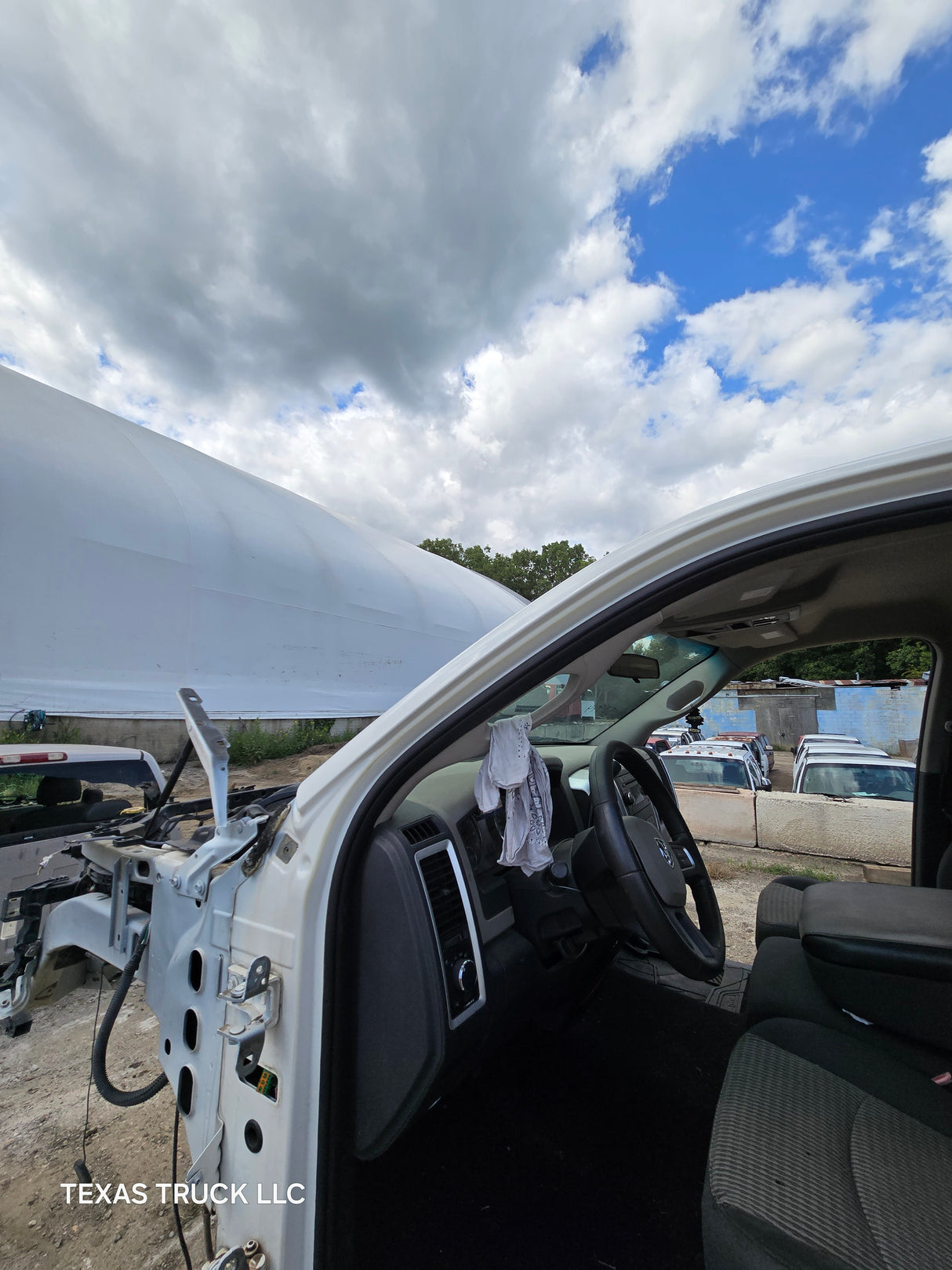 2009-2018 Dodge Ram 1500 4th Gen Quad Cab Cab - White