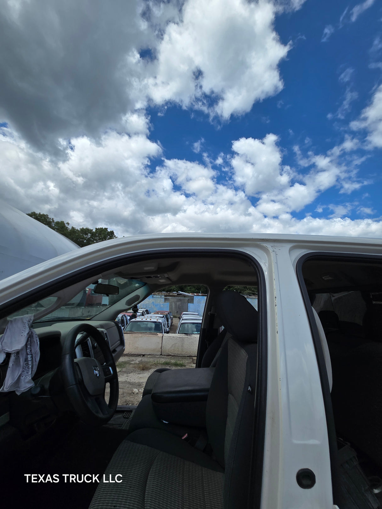 2009-2018 Dodge Ram 1500 4th Gen Quad Cab Cab - White