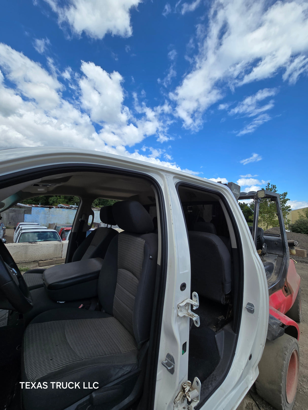 2009-2018 Dodge Ram 1500 4th Gen Quad Cab Cab - White