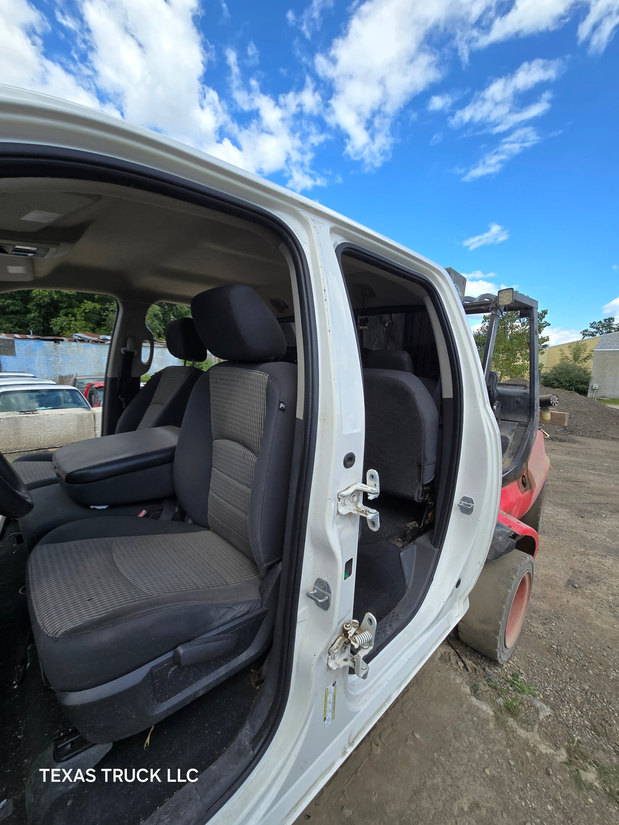 2009-2018 Dodge Ram 1500 4th Gen Quad Cab Cab - White