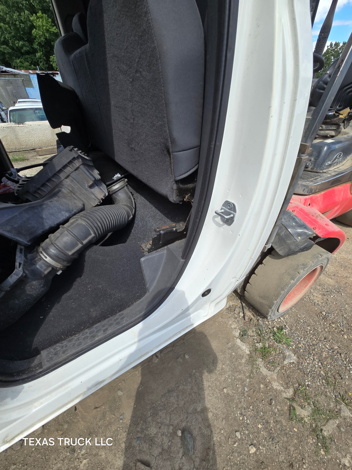 2009-2018 Dodge Ram 1500 4th Gen Quad Cab Cab - White