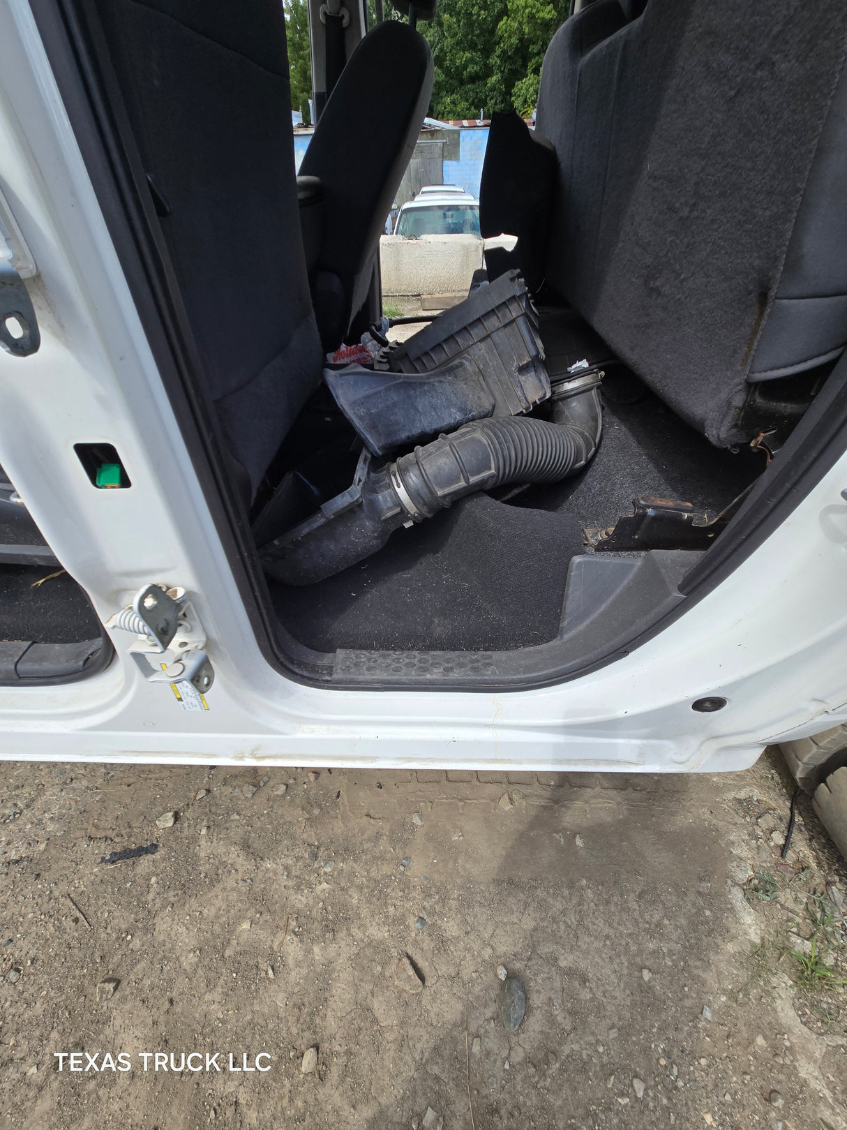 2009-2018 Dodge Ram 1500 4th Gen Quad Cab Cab - White