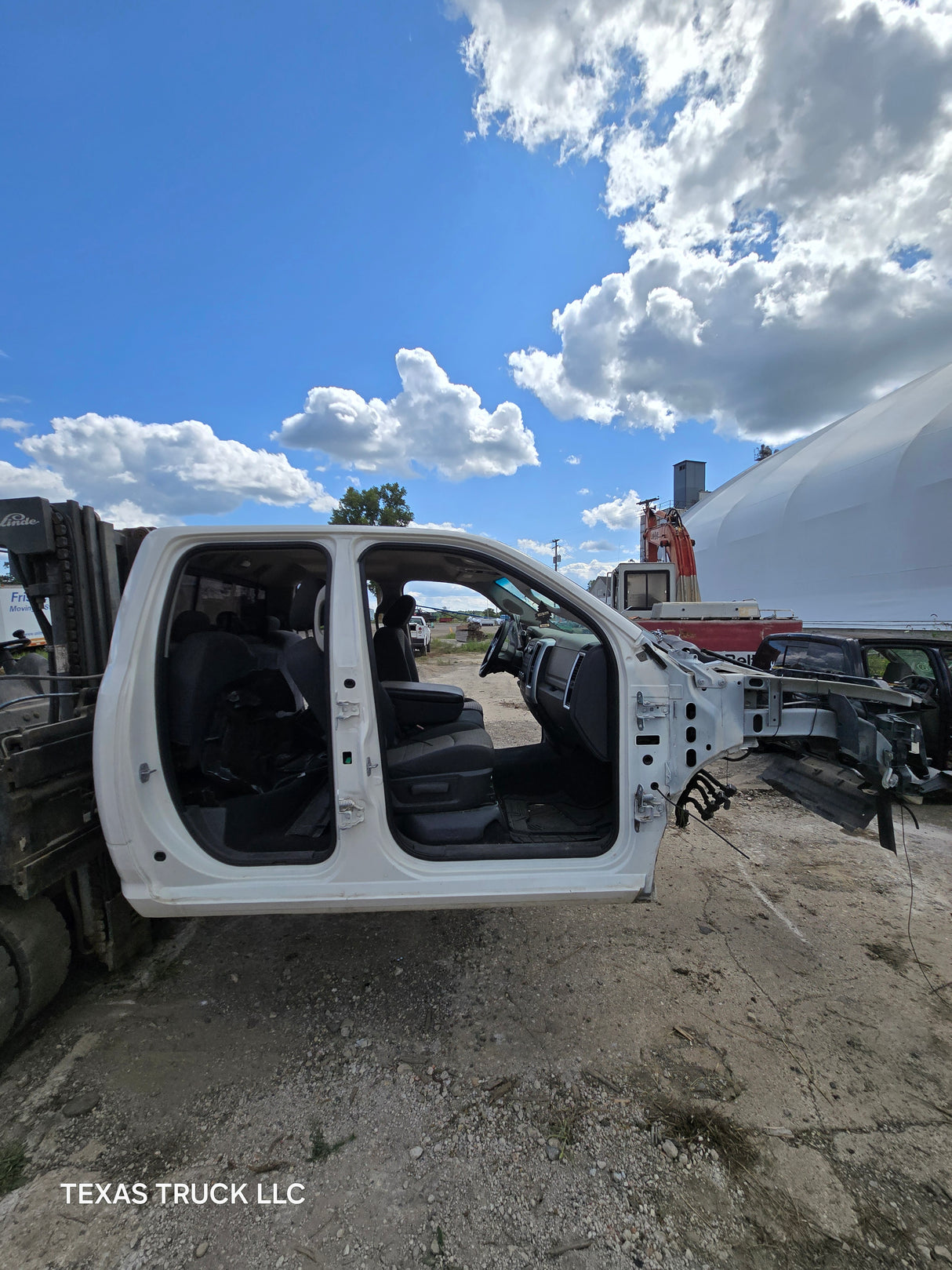 2009-2018 Dodge Ram 1500 4th Gen Quad Cab Cab - White