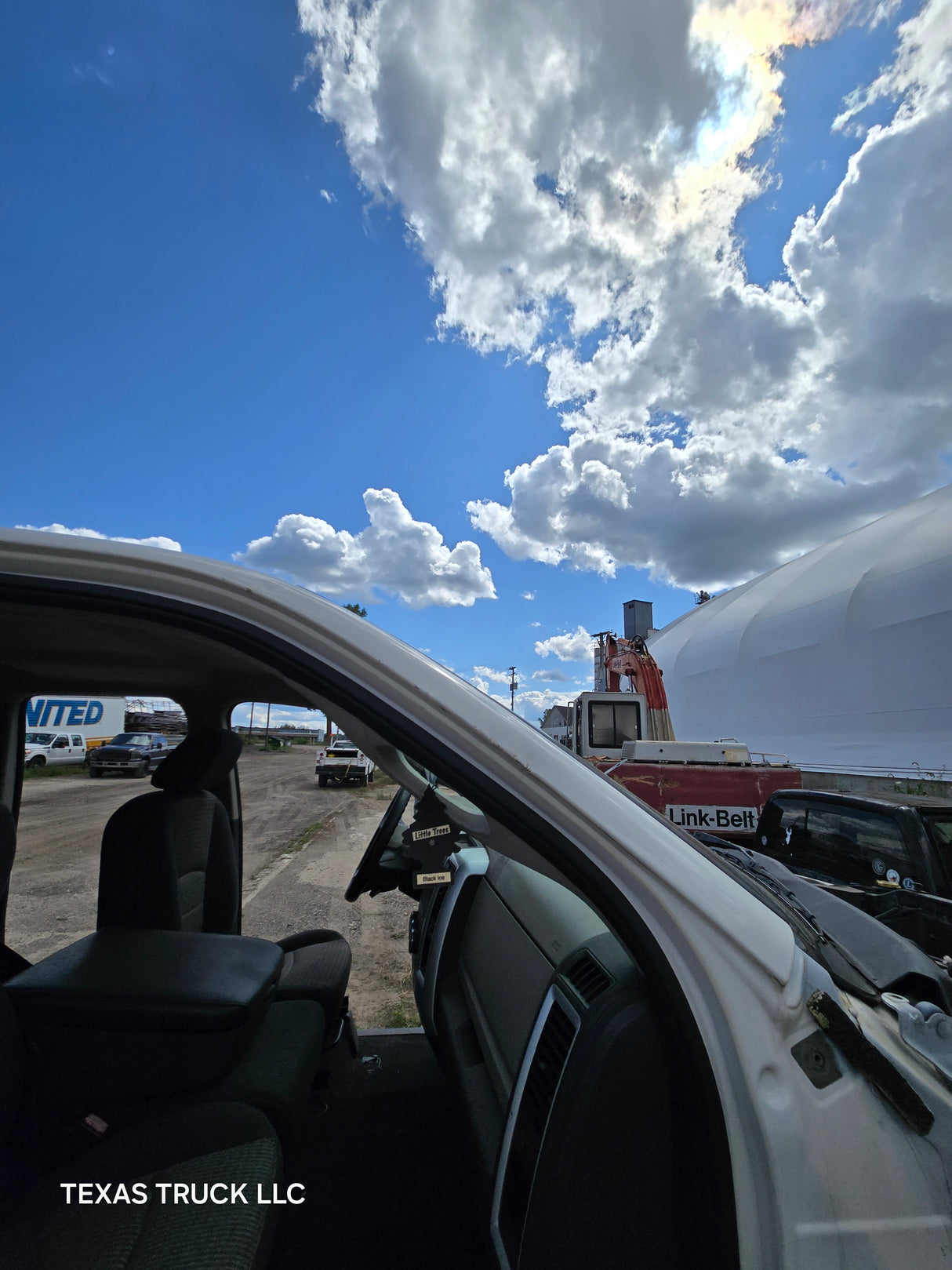 2009-2018 Dodge Ram 1500 4th Gen Quad Cab Cab - White