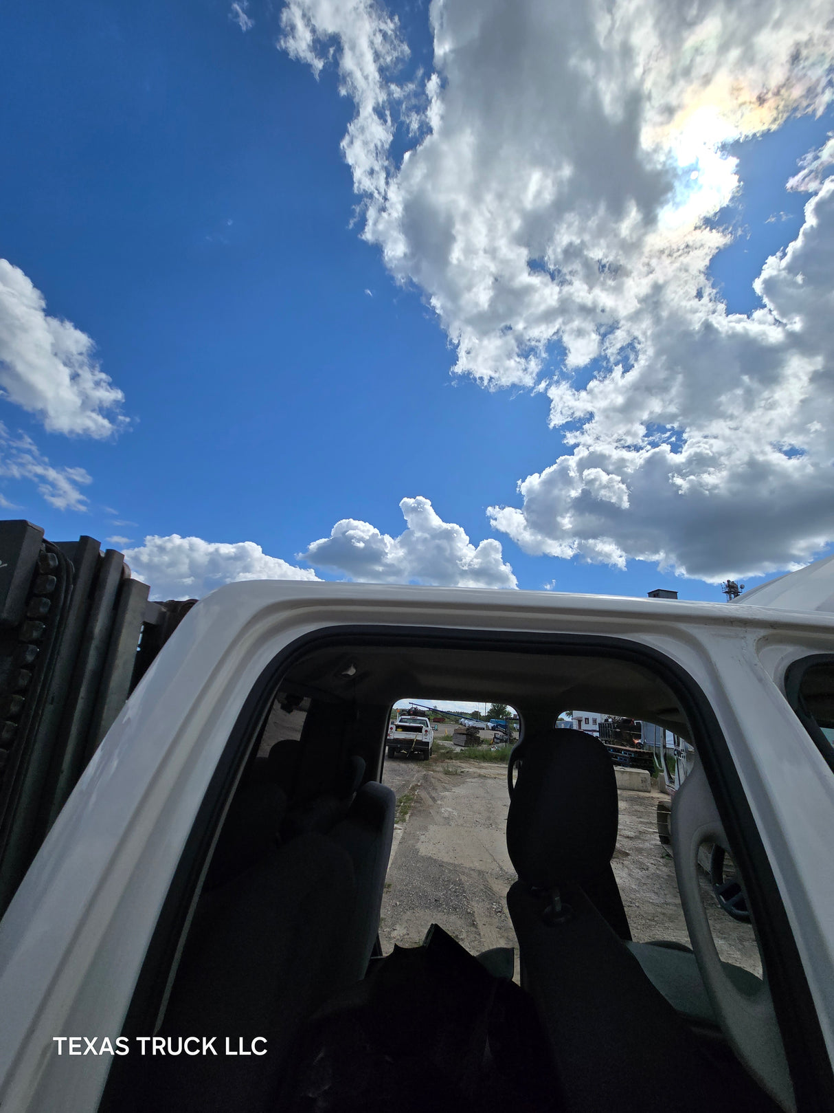 2009-2018 Dodge Ram 1500 4th Gen Quad Cab Cab - White