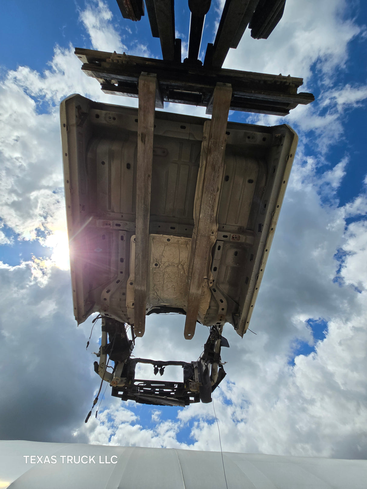 2009-2018 Dodge Ram 1500 4th Gen Quad Cab Cab - White