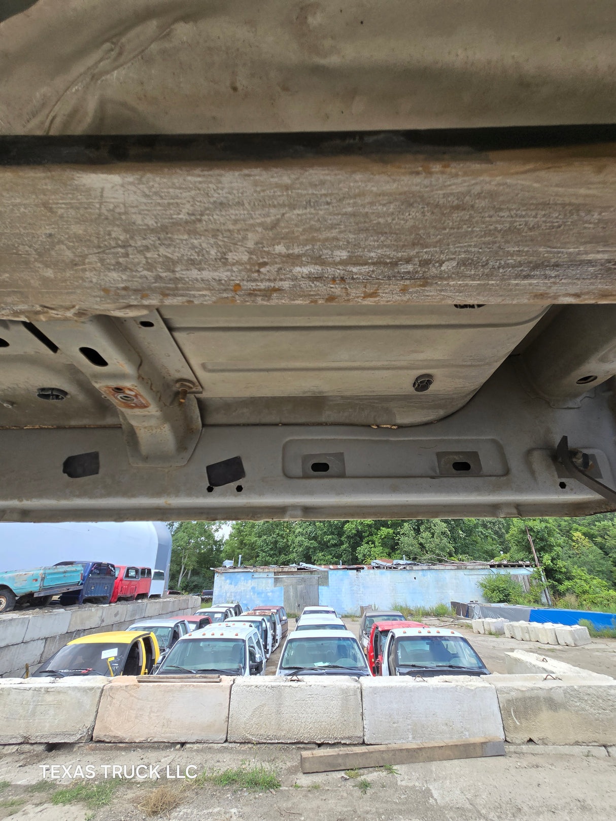 2009-2018 Dodge Ram 1500 4th Gen Quad Cab Cab - White