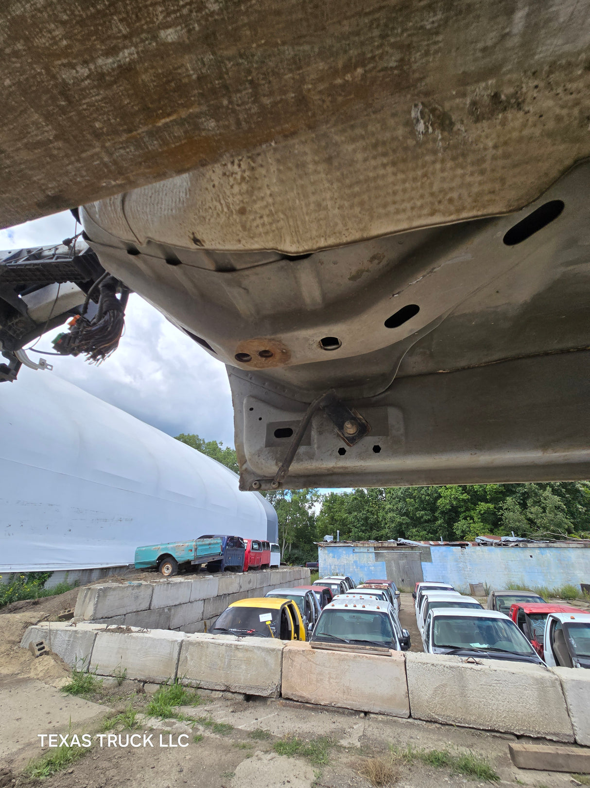 2009-2018 Dodge Ram 1500 4th Gen Quad Cab Cab - White