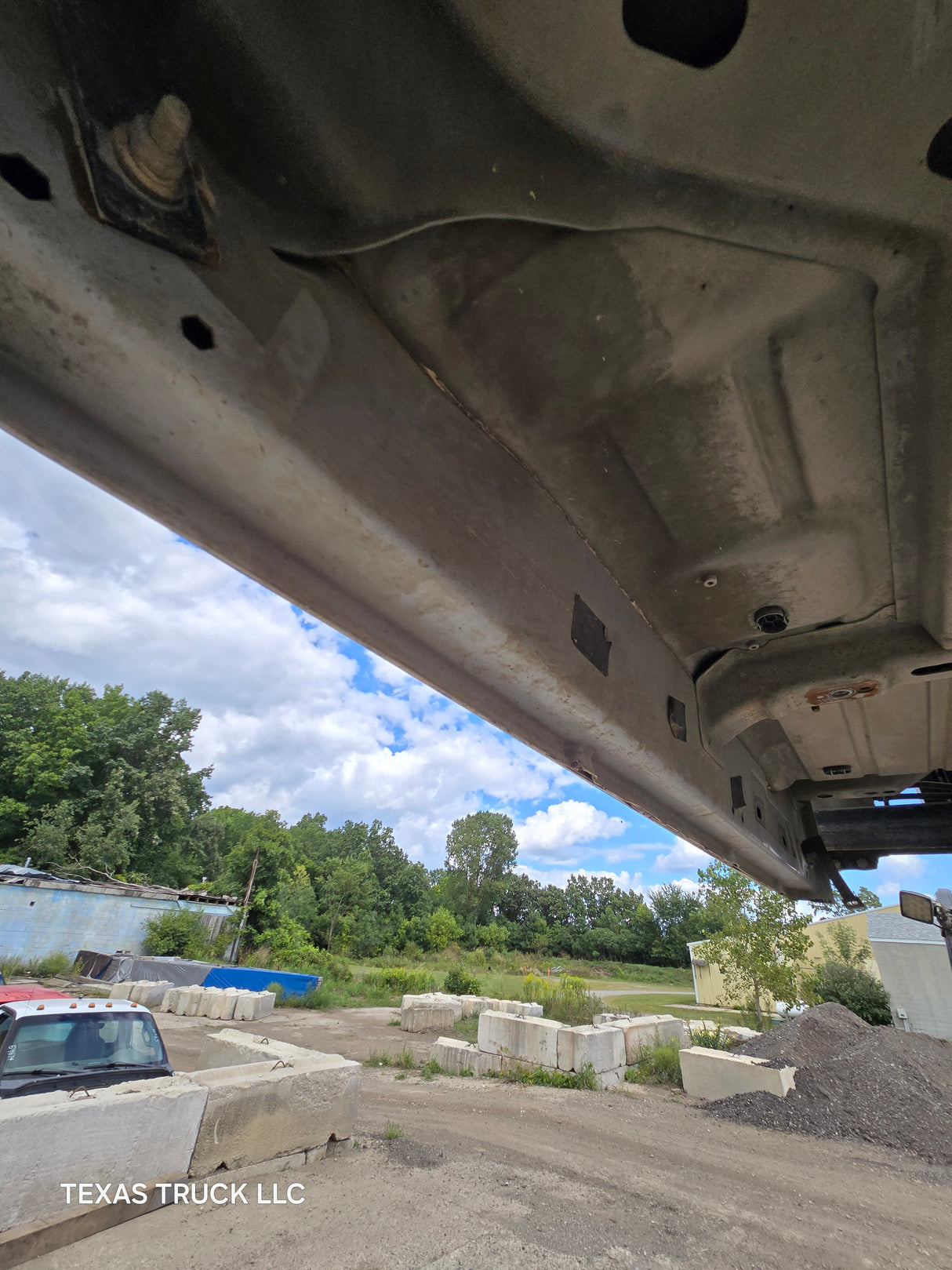 2009-2018 Dodge Ram 1500 4th Gen Quad Cab Cab - White