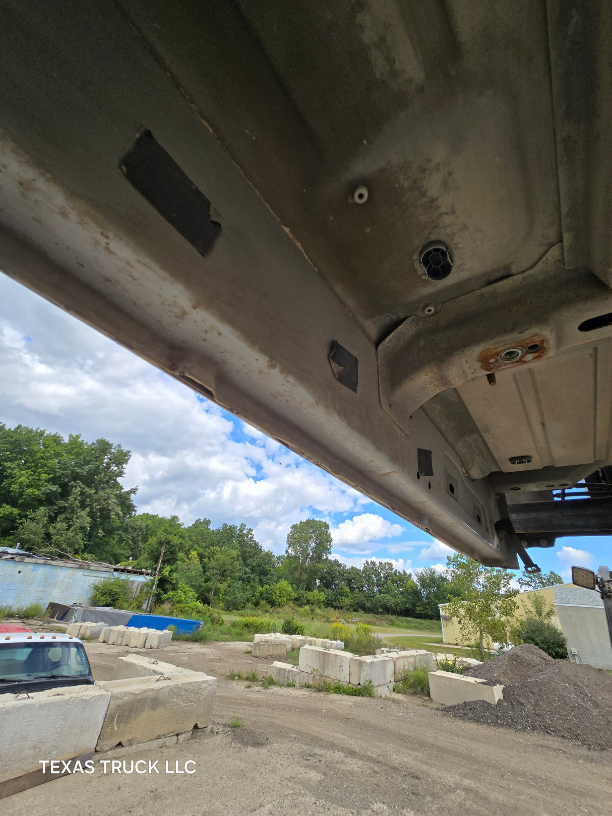 2009-2018 Dodge Ram 1500 4th Gen Quad Cab Cab - White