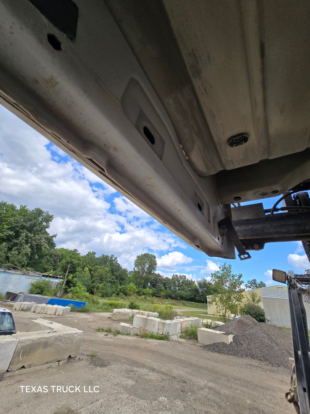 2009-2018 Dodge Ram 1500 4th Gen Quad Cab Cab - White