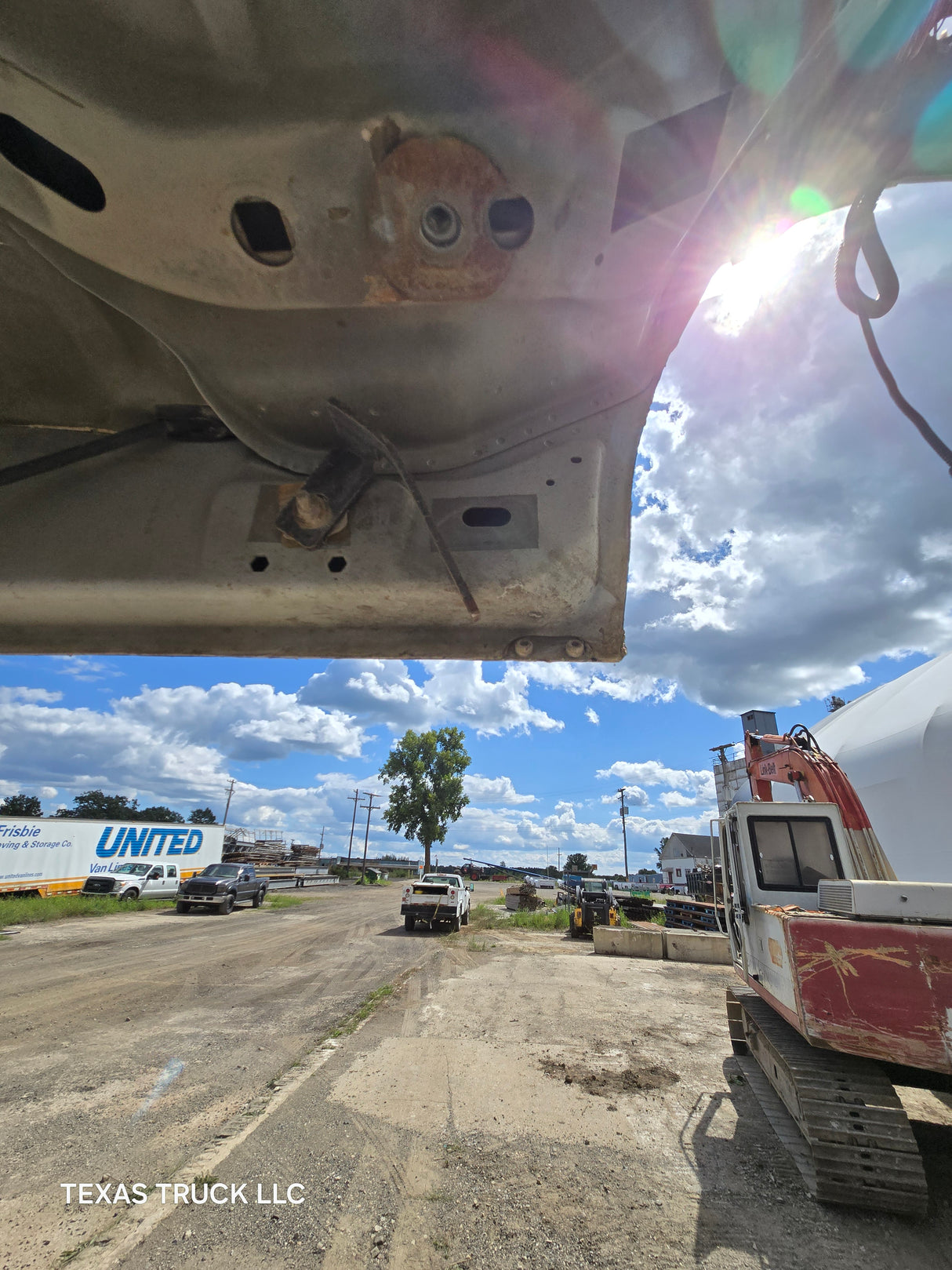2009-2018 Dodge Ram 1500 4th Gen Quad Cab Cab - White