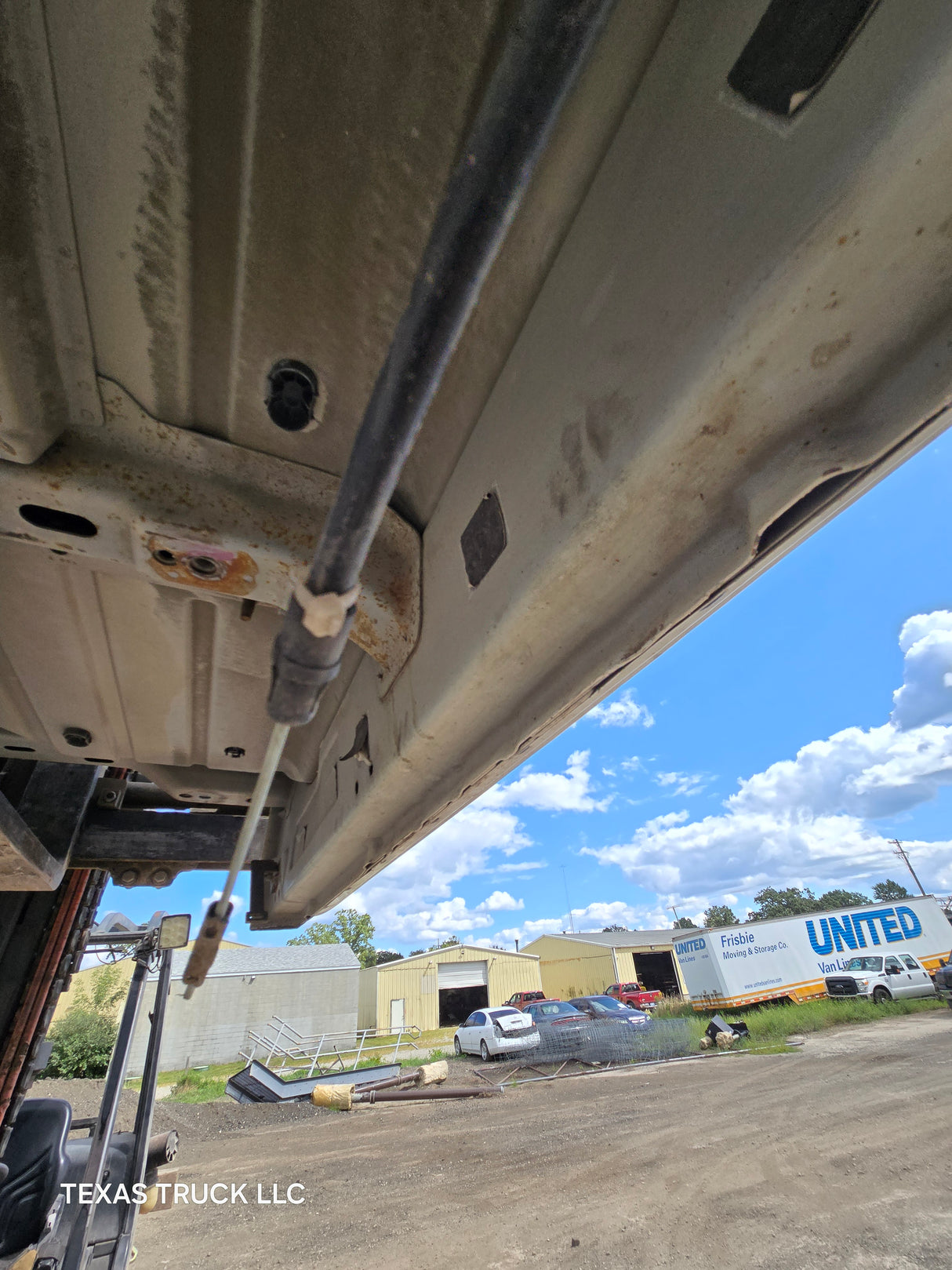 2009-2018 Dodge Ram 1500 4th Gen Quad Cab Cab - White