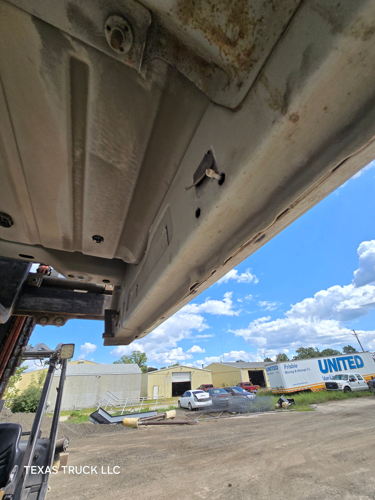 2009-2018 Dodge Ram 1500 4th Gen Quad Cab Cab - White