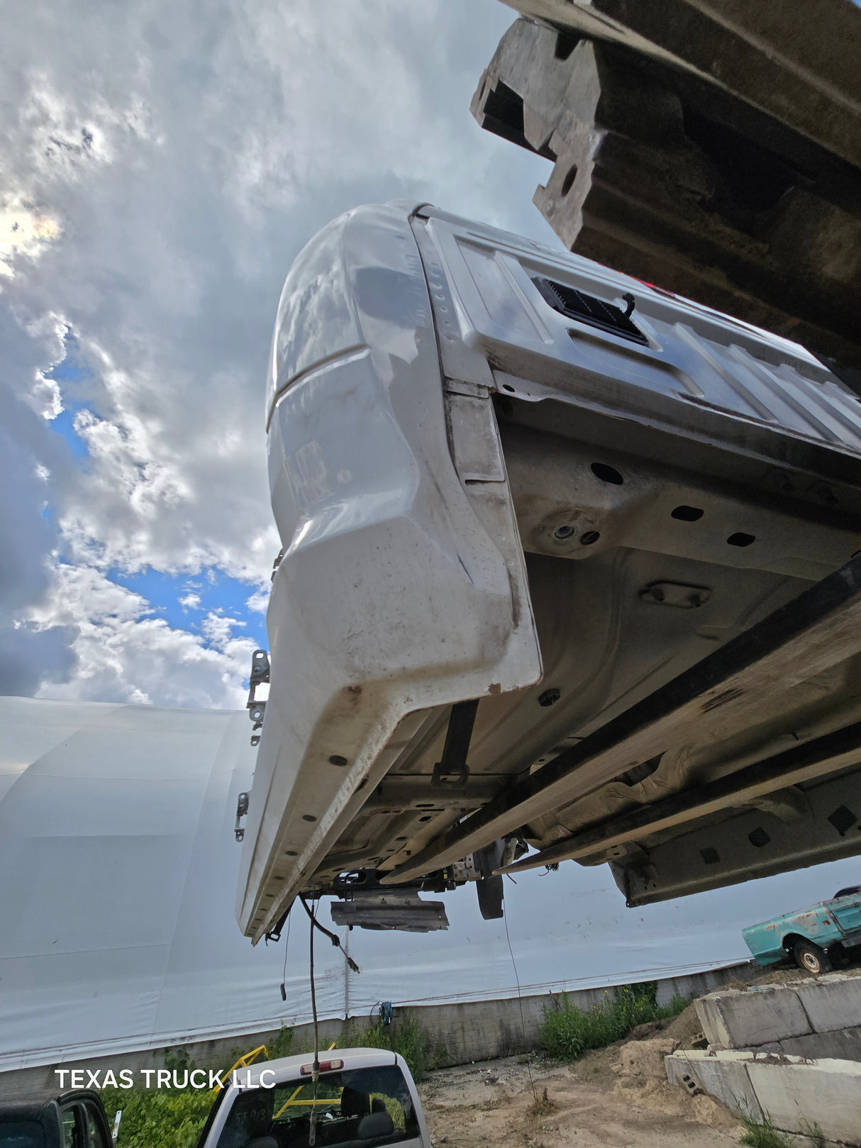 2009-2018 Dodge Ram 1500 4th Gen Quad Cab Cab - White