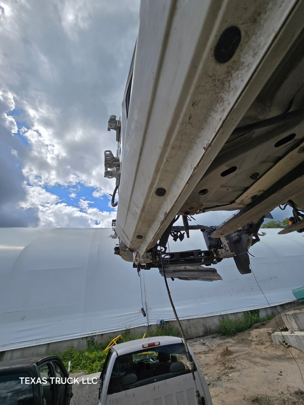 2009-2018 Dodge Ram 1500 4th Gen Quad Cab Cab - White