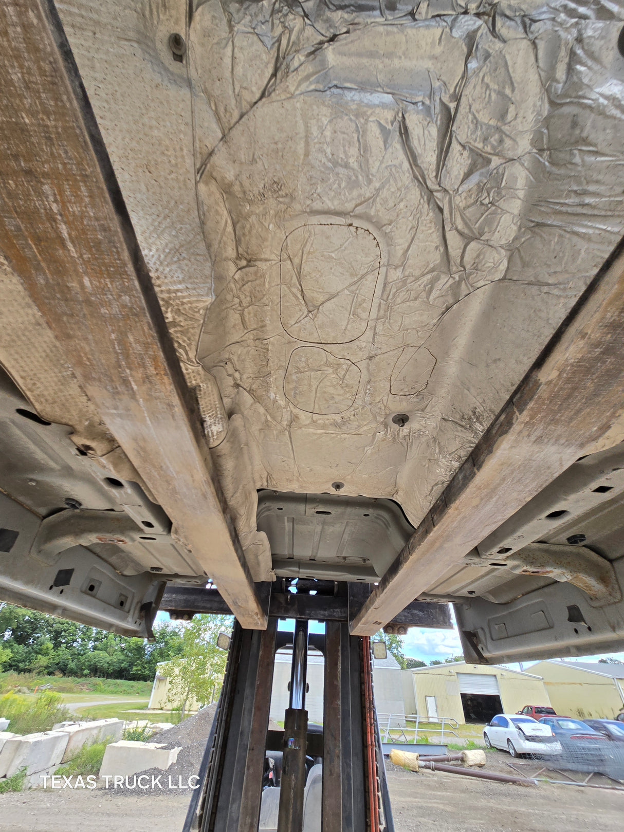 2009-2018 Dodge Ram 1500 4th Gen Quad Cab Cab - White