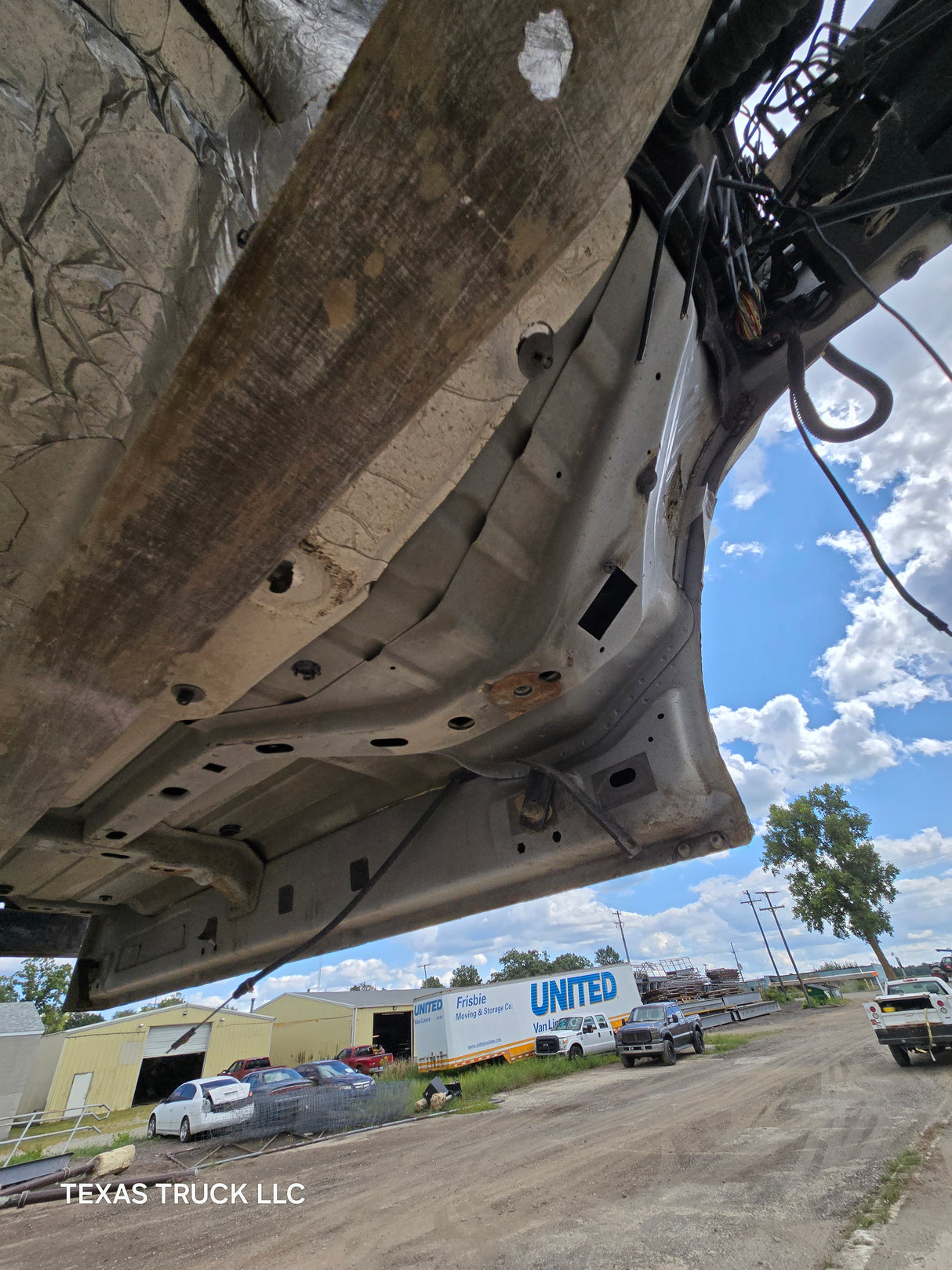 2009-2018 Dodge Ram 1500 4th Gen Quad Cab Cab - White