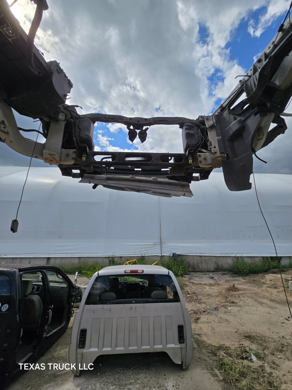 2009-2018 Dodge Ram 1500 4th Gen Quad Cab Cab - White