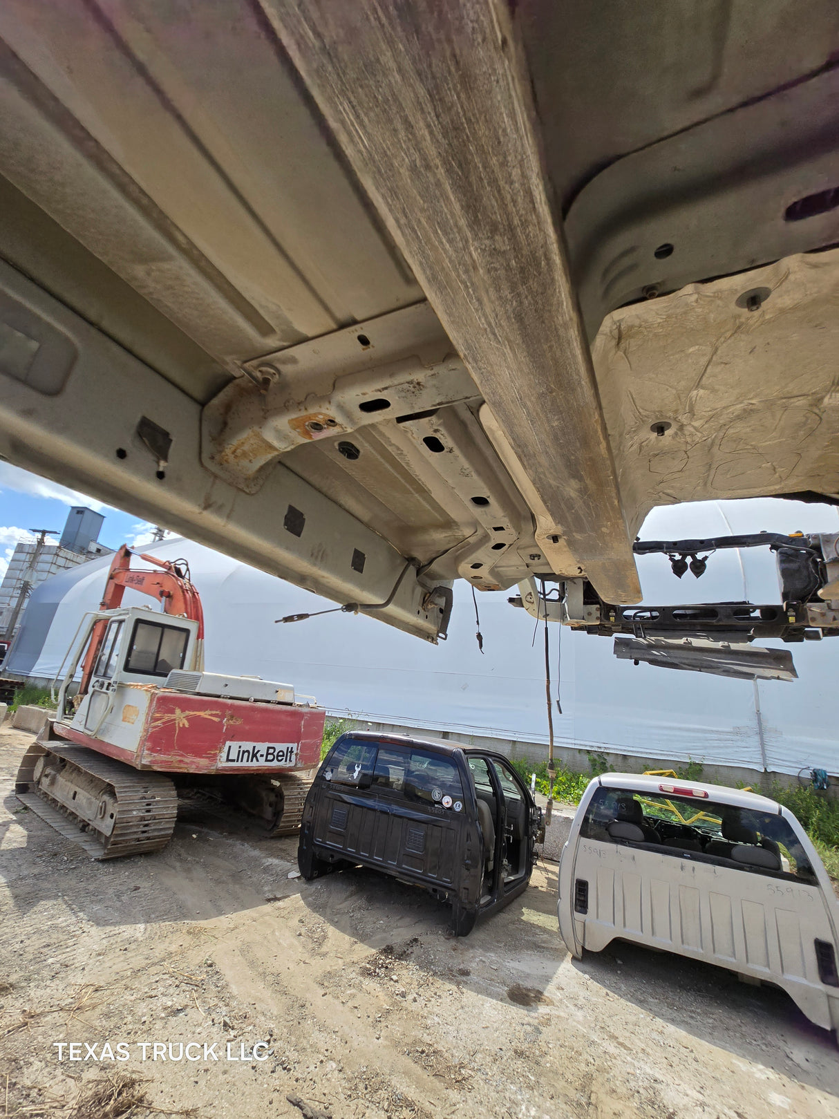 2009-2018 Dodge Ram 1500 4th Gen Quad Cab Cab - White