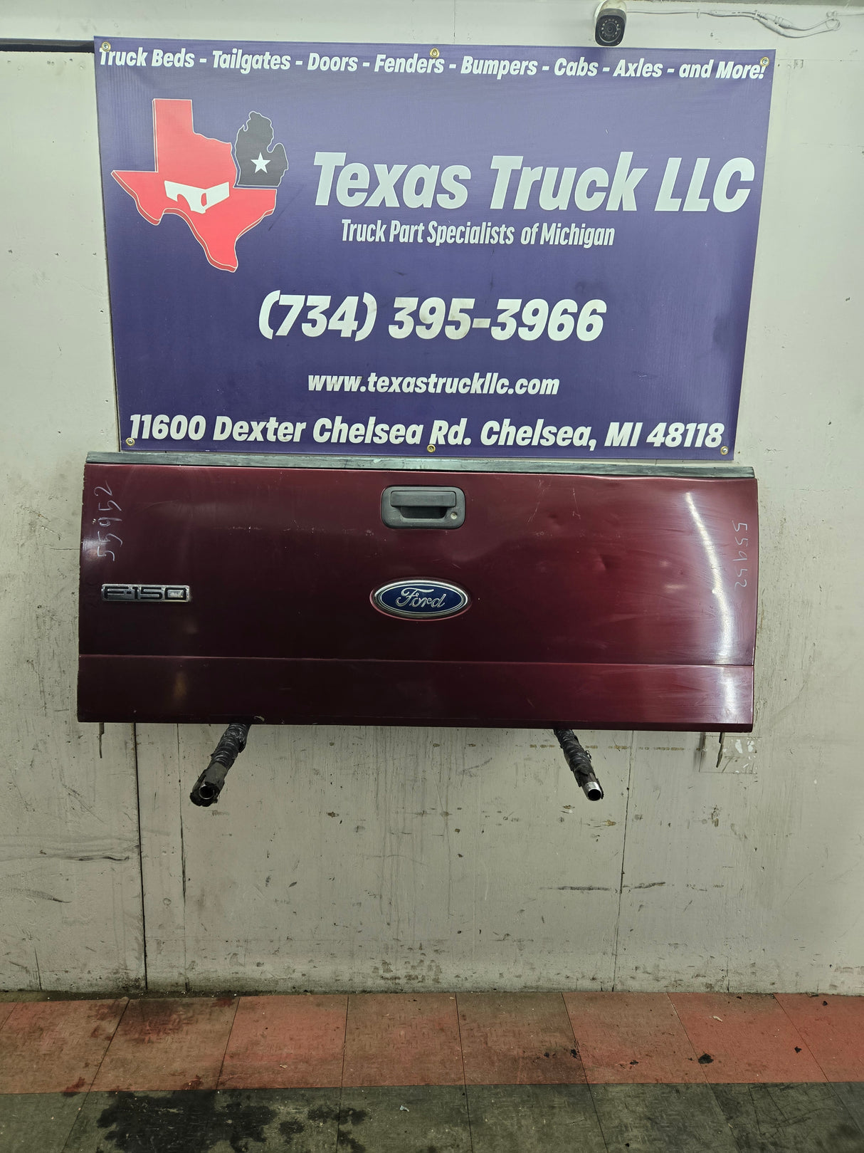 2004-2008 Ford F-150 Tailgate - Maroon