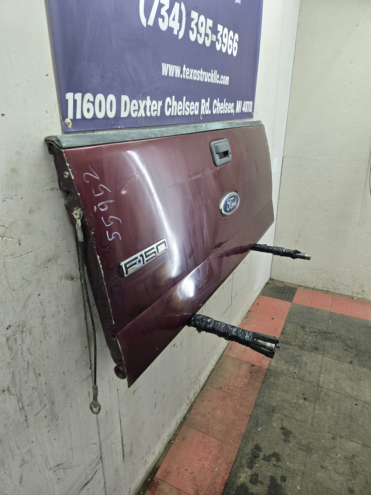 2004-2008 Ford F-150 Tailgate - Maroon