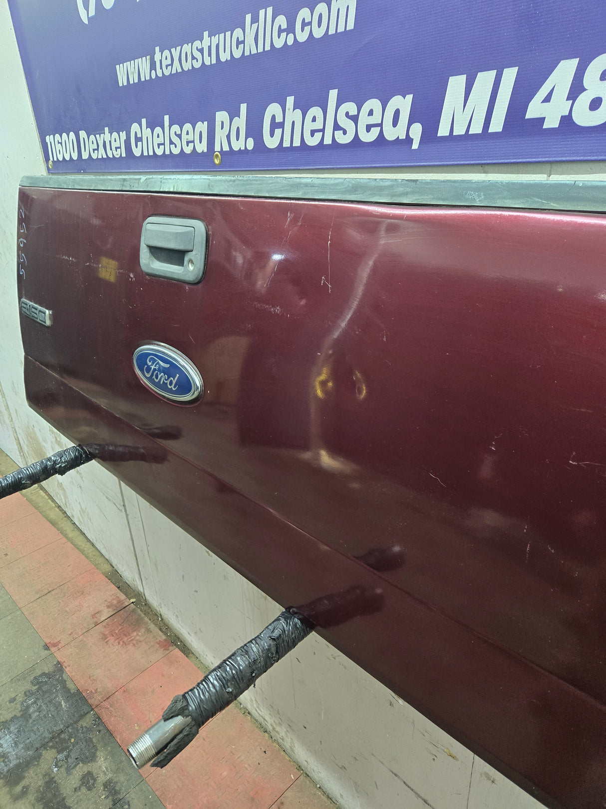 2004-2008 Ford F-150 Tailgate - Maroon