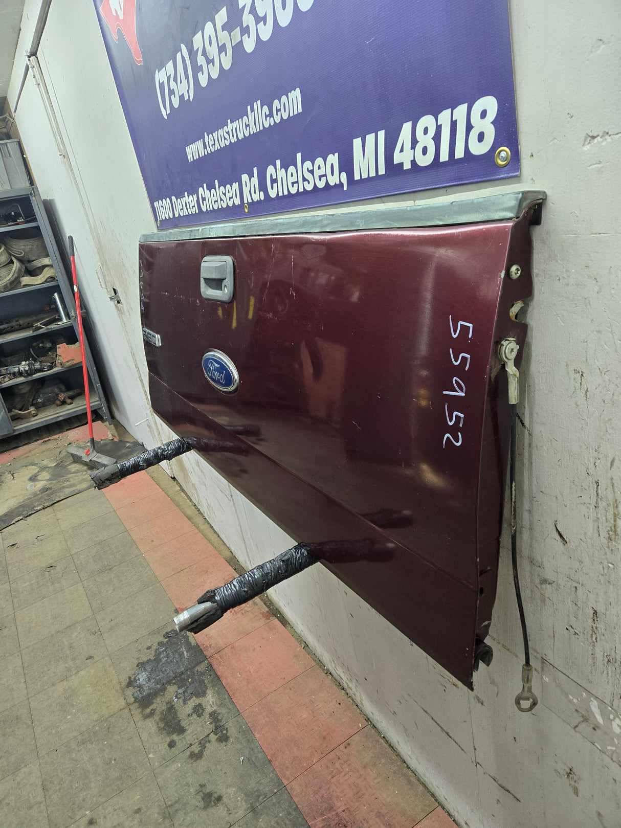 2004-2008 Ford F-150 Tailgate - Maroon