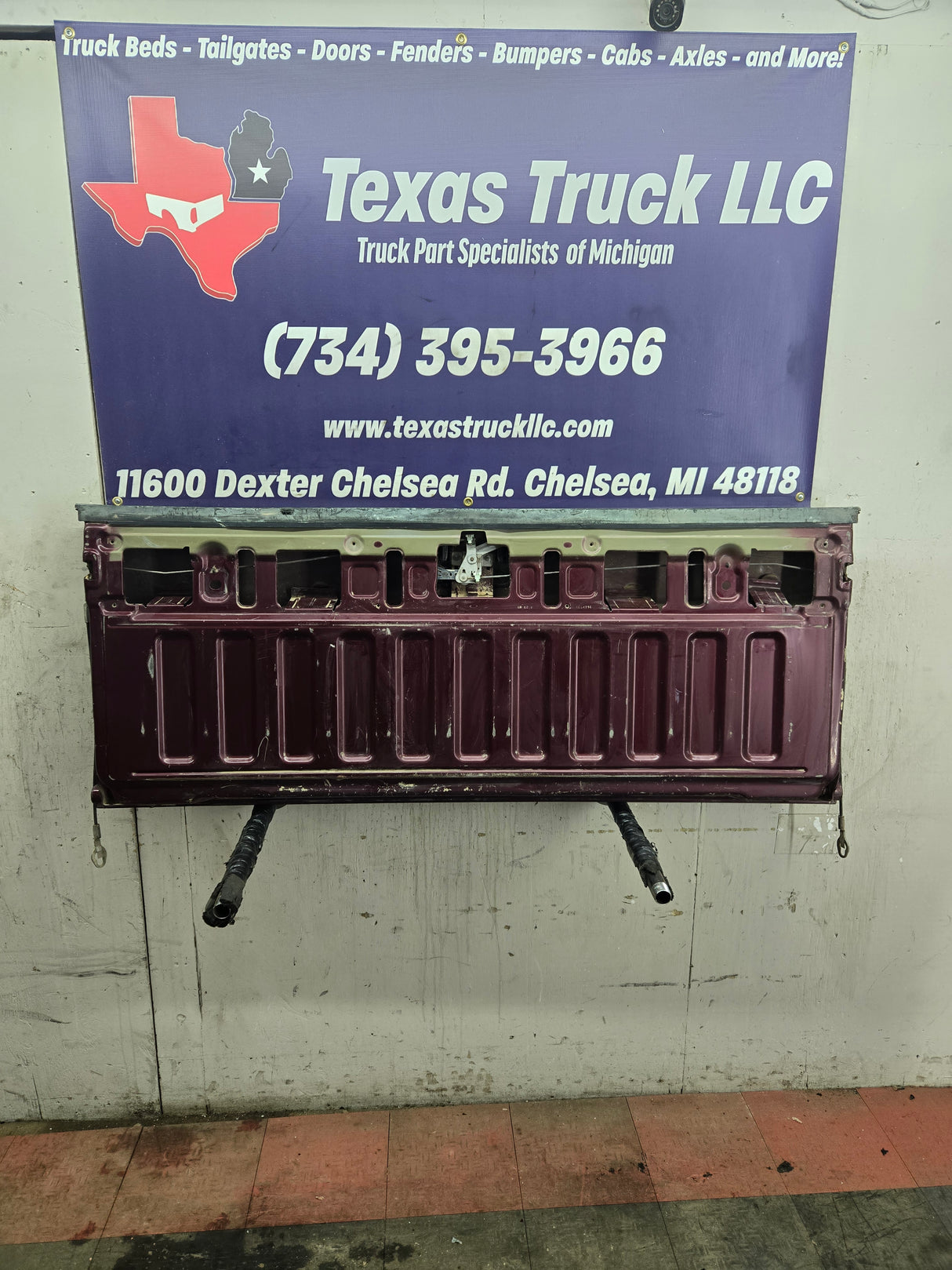 2004-2008 Ford F-150 Tailgate - Maroon