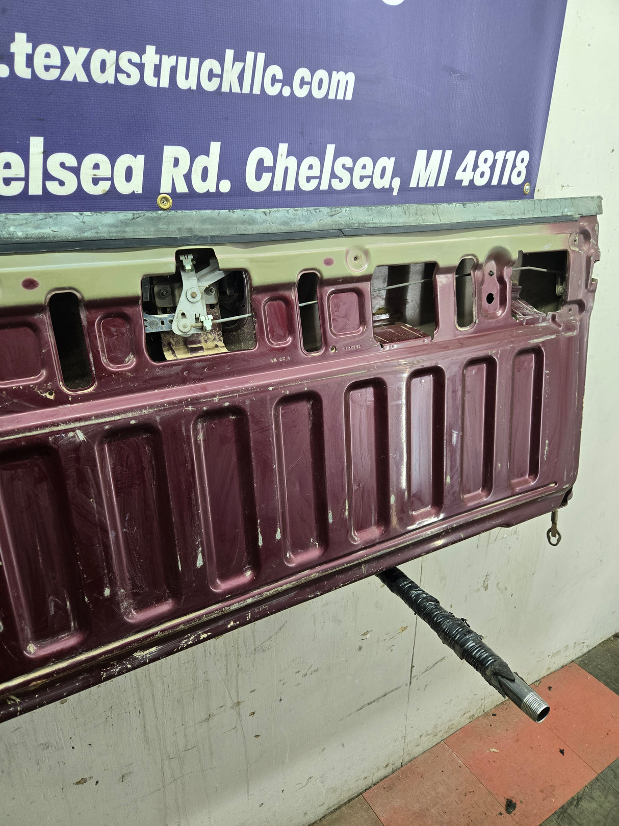 2004-2008 Ford F-150 Tailgate - Maroon