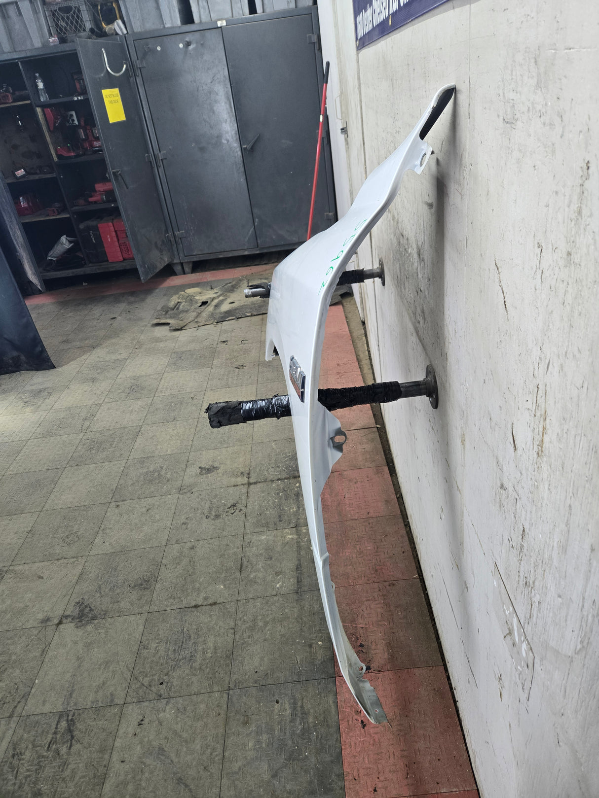 2009-2018 Dodge Ram 4th Gen LH Driver Side Front Fender 1500 2500 3500 - White