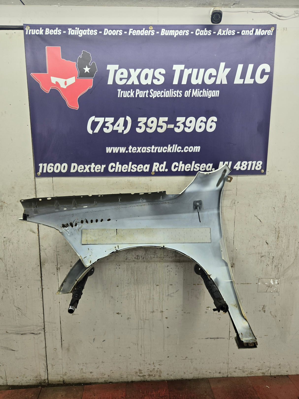 2009-2018 Dodge Ram 4th Gen RH Passenger Side Front Fender 1500 2500 3500 - White & Tan