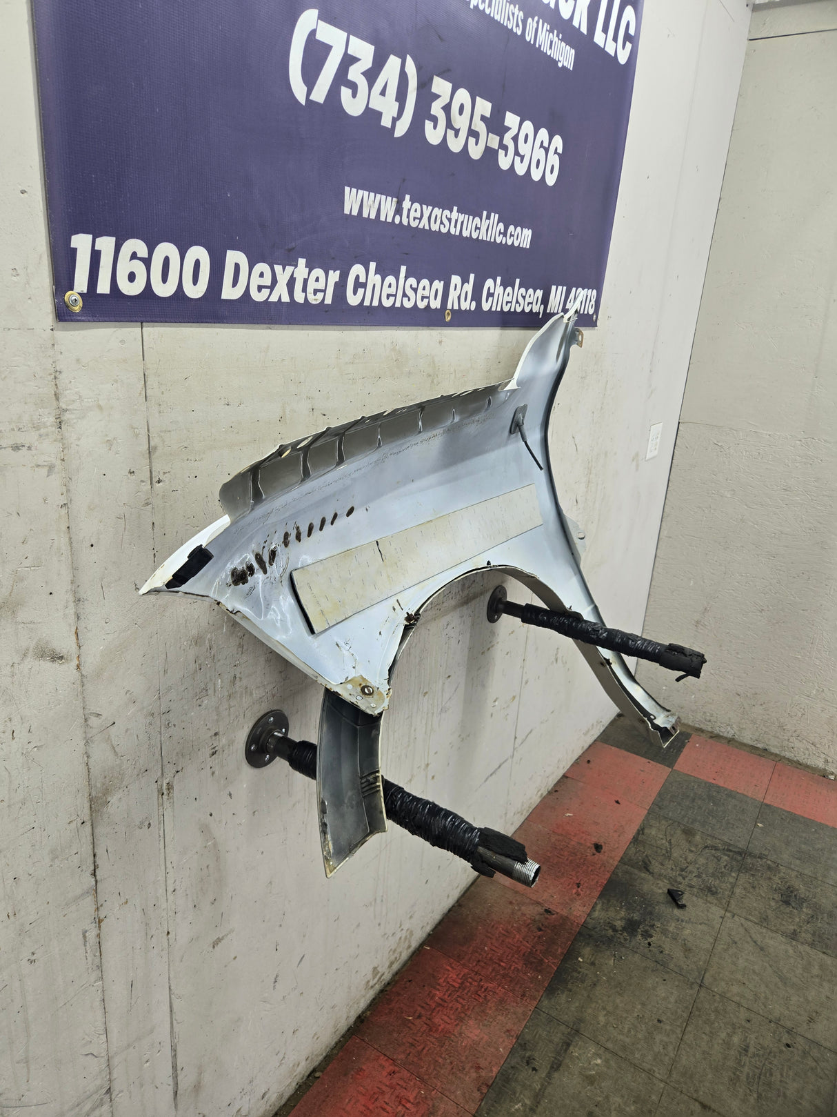 2009-2018 Dodge Ram 4th Gen RH Passenger Side Front Fender 1500 2500 3500 - White & Tan