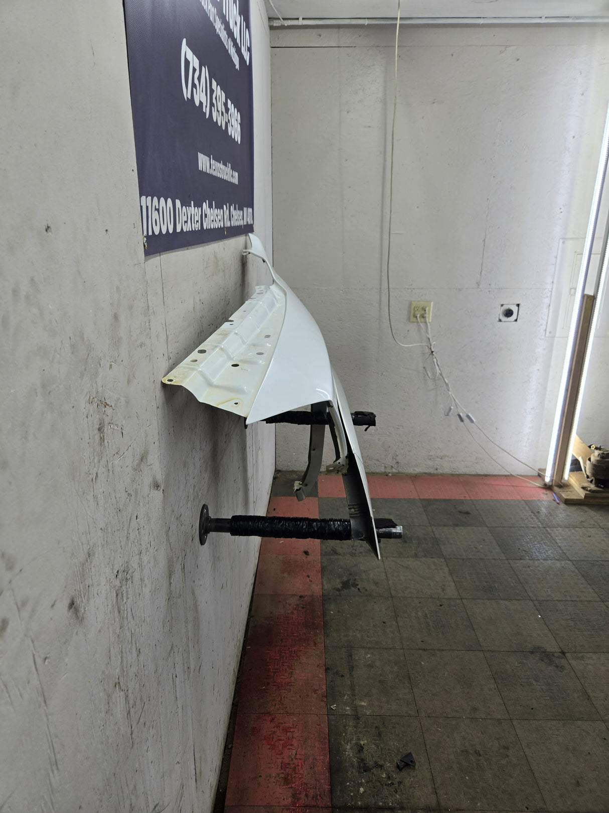 2009-2018 Dodge Ram 4th Gen LH Driver Side Front Fender 1500 2500 3500 - White & Tan